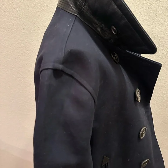 Burberry Blue Double Breasted Peacoat with Wide Lapel - Picture 7 of 11